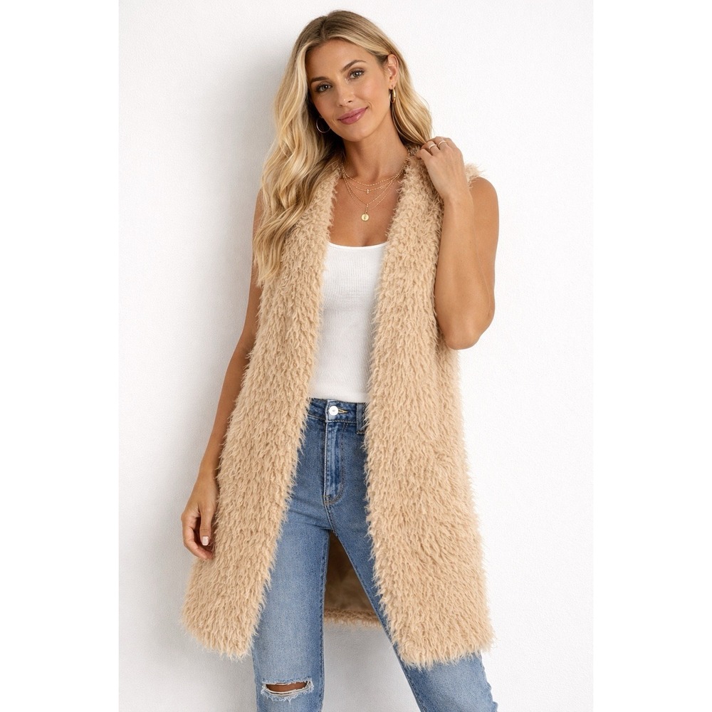 Double‎ Zero Women's Sz L Beige Long Sherpa Lined Faux Fur Vest Jacket